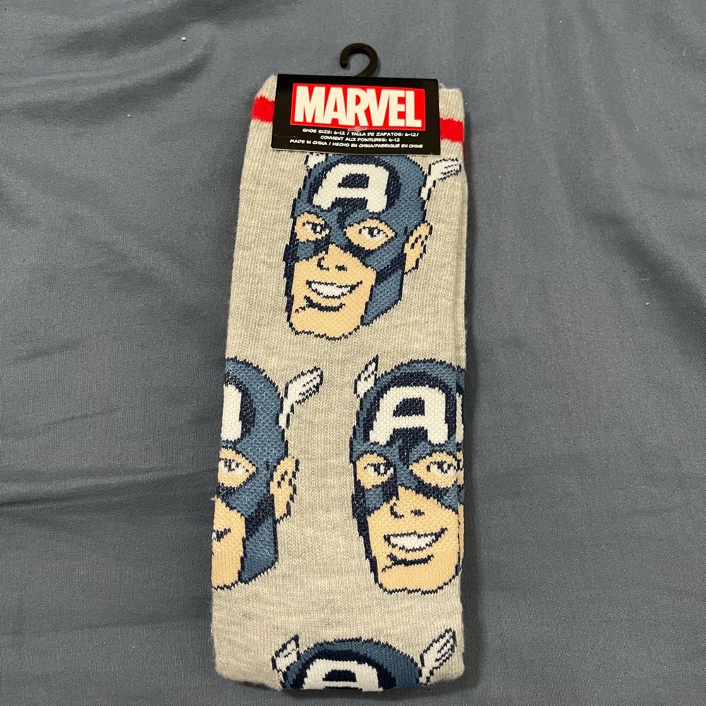 Disney Marvel long Captain America Socks